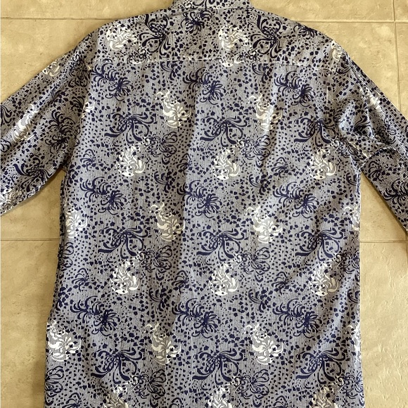 Men’s Bugatchi Uomo long sleeved, shaped fit shirt, size small. - Picture 7 of 8